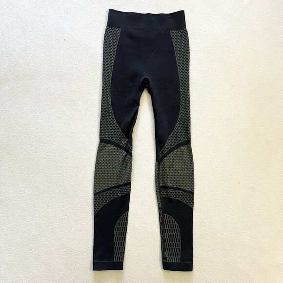 Lululemon Women Black Slate Medium Rise Seamless About That Base Tight Pant 6